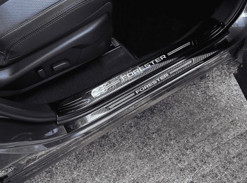 Ốp bậc chân Subaru Forester